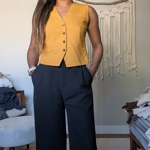 H&M Mustard Vest NWT - Picture 4 of 8